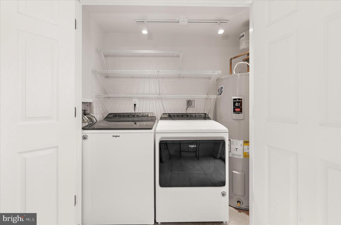 307 Riverdale Road photo 28