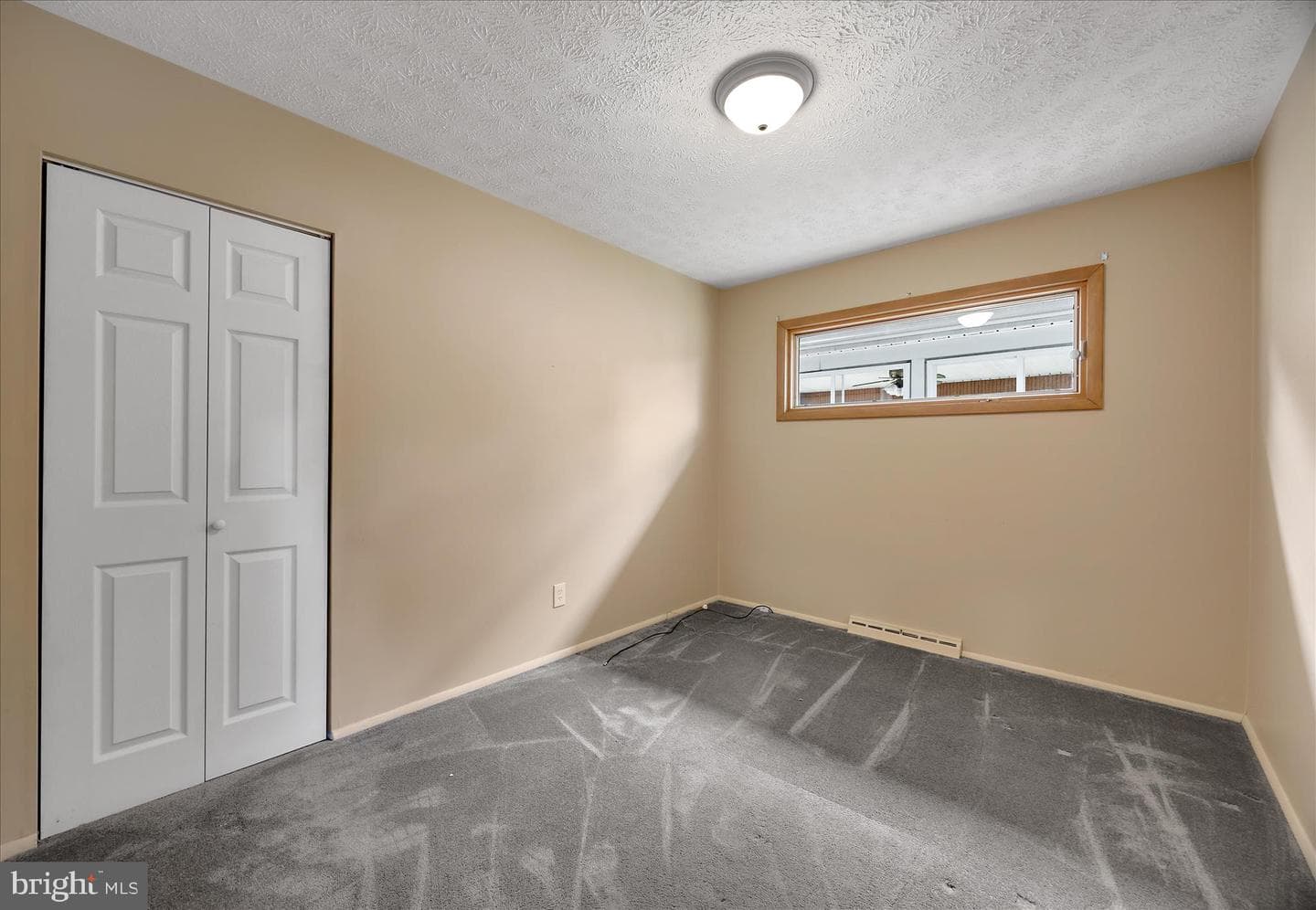 1015 Phillip Drive photo 16