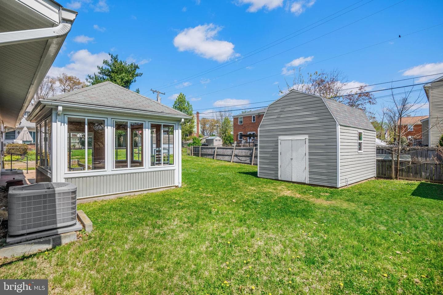 1015 Phillip Drive photo 32