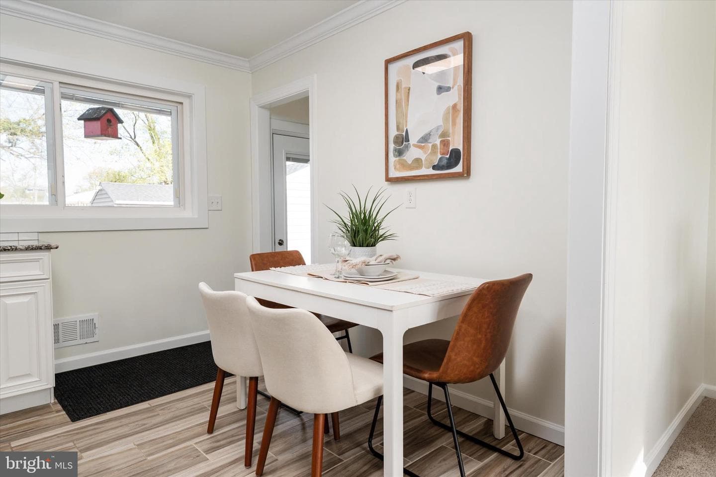 10 Idlewood Street photo 8