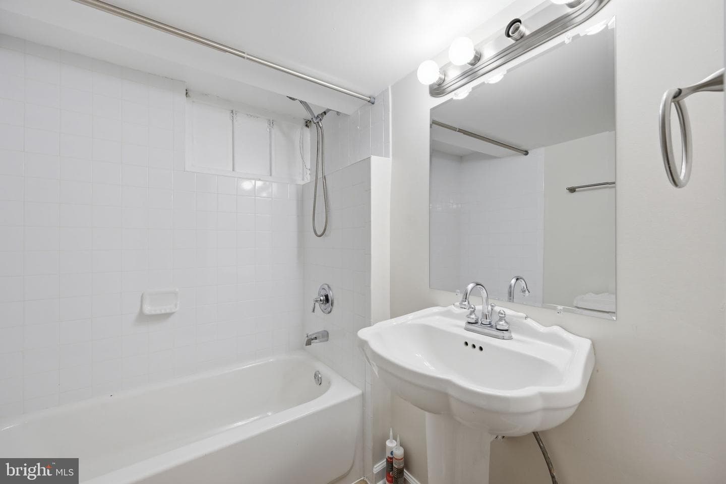 308 Georgia Avenue NE photo 12