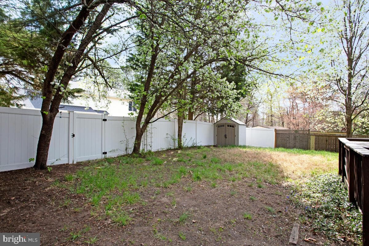 321 Maryland Avenue photo 38
