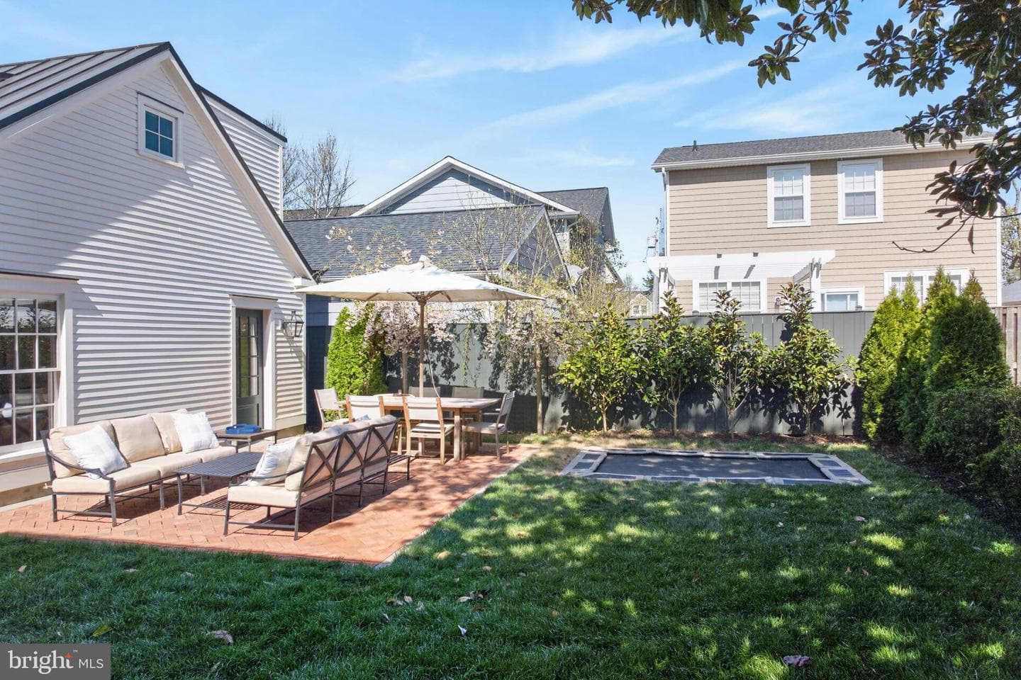 313 Washington Street photo 108