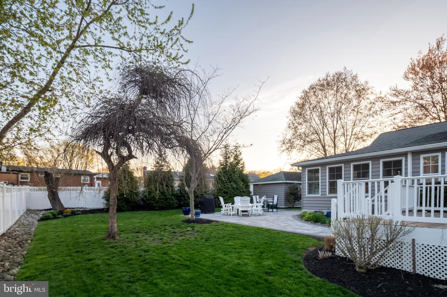 1535 Ridgely Drive photo 34