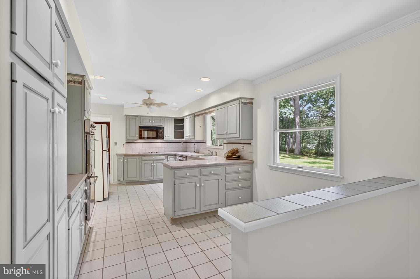 700 N Holly Drive photo 11