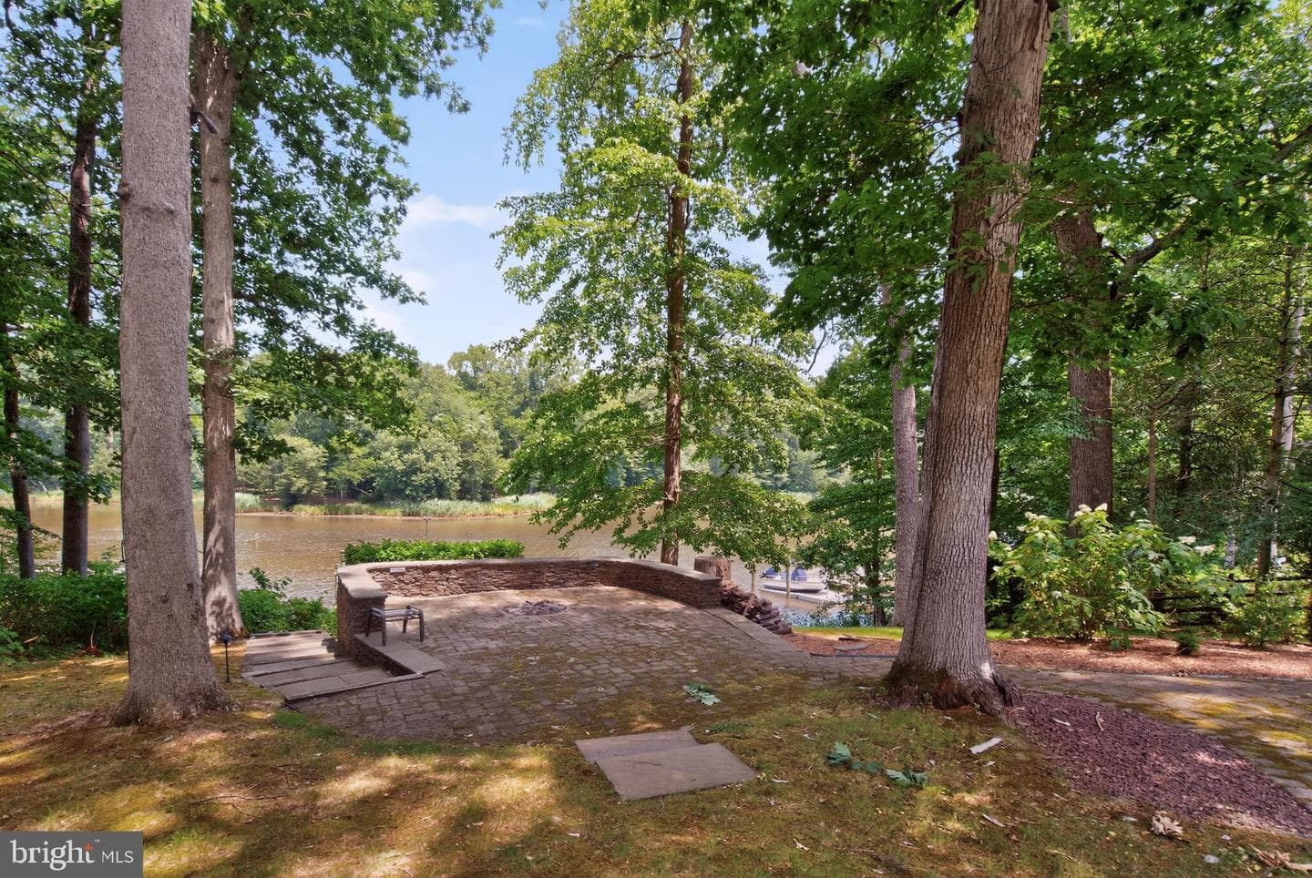700 N Holly Drive photo 33