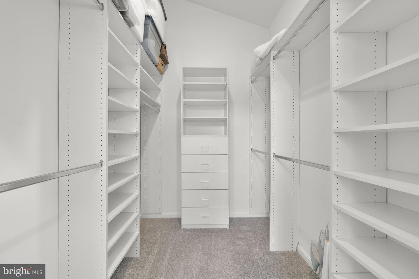 25 Leeland Road photo 16