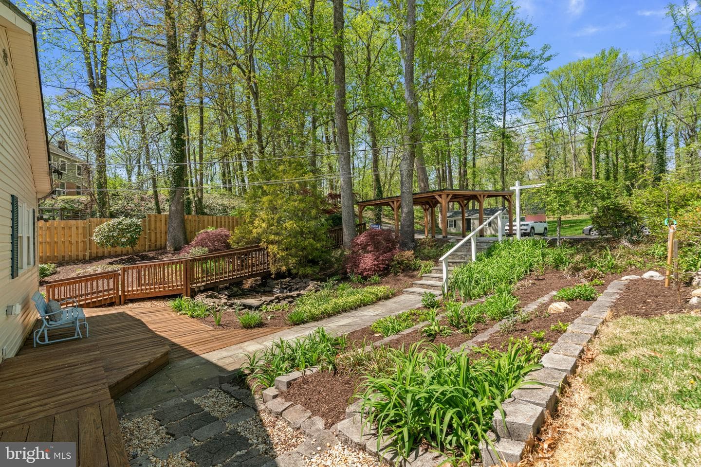 25 Leeland Road photo 41