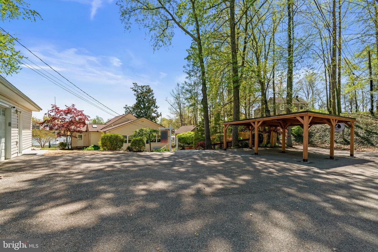 25 Leeland Road photo 46