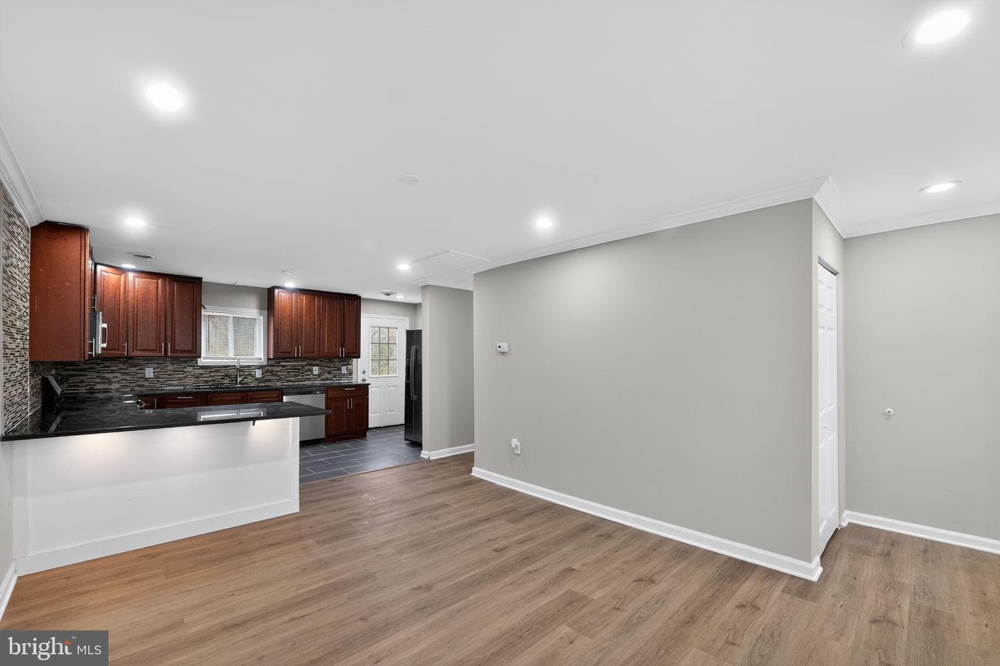 1602 Lorimer Road photo 6