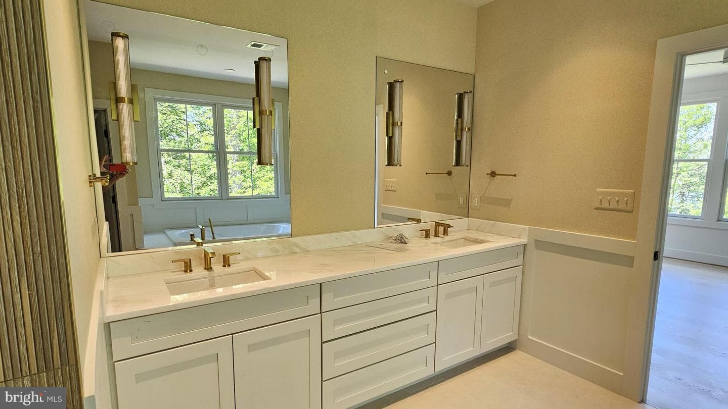 1110 Cherry Point Road photo 9