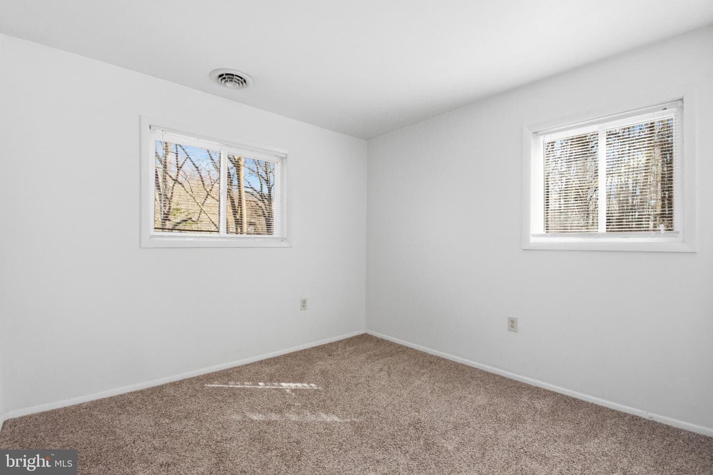 1469 Cedarhurst Road photo 12