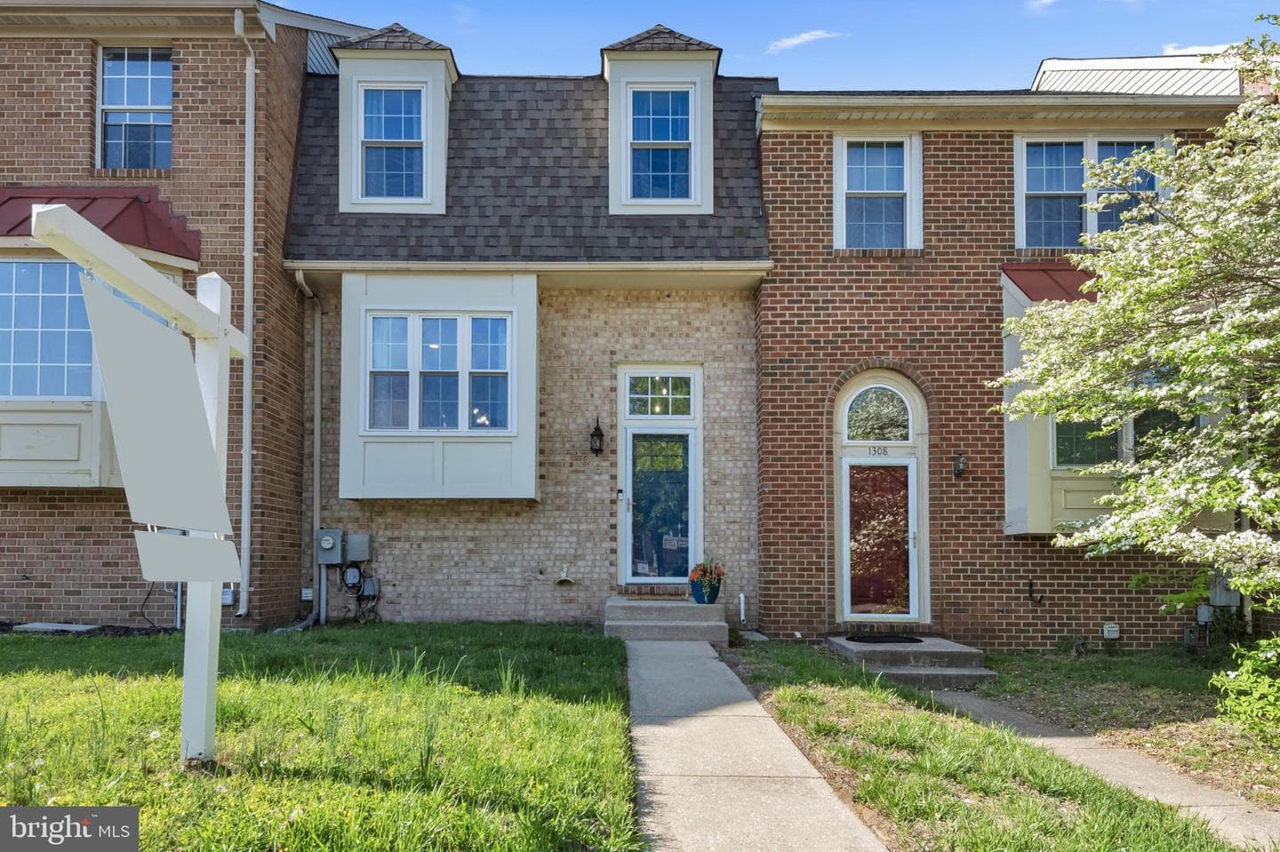 1306 Creekland Court, Stoney Beach