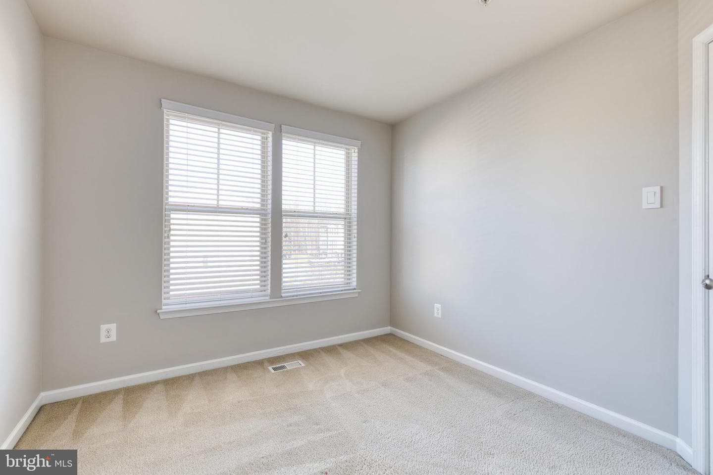 7621 Lyndon Court photo 23
