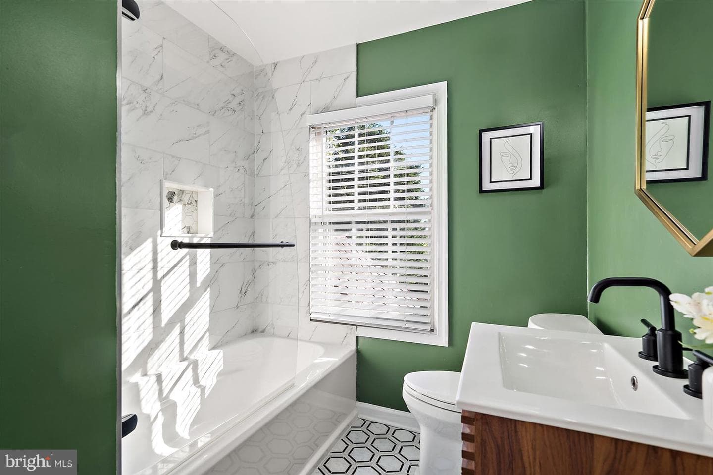 90 Charles Street photo 75