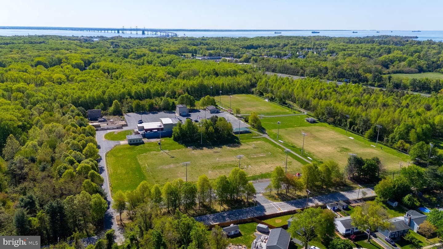 494 Fawns Walk photo 37