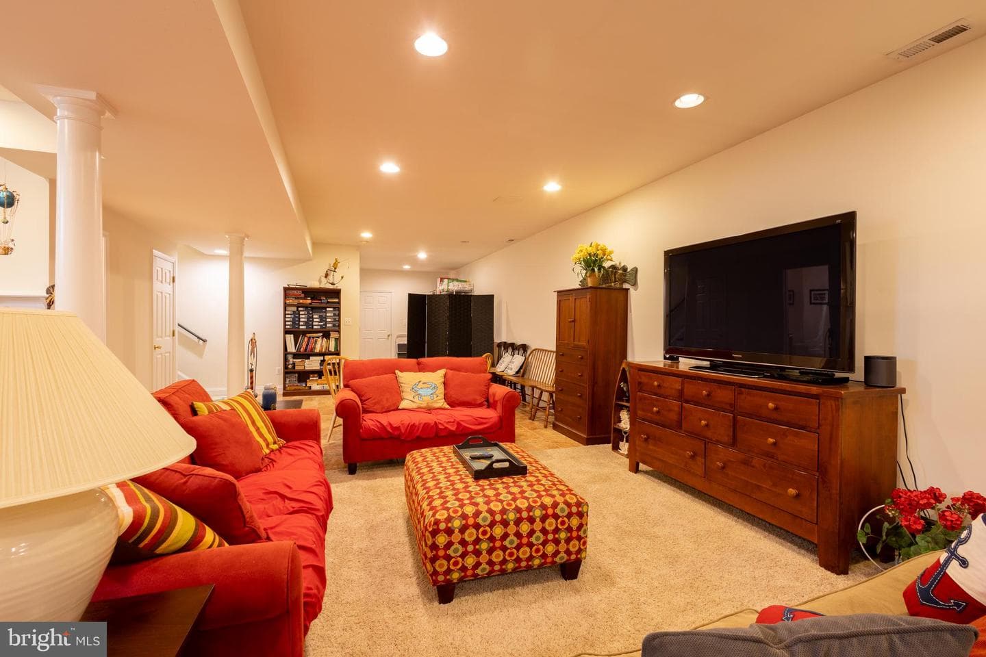207 S Southwood Avenue photo 44