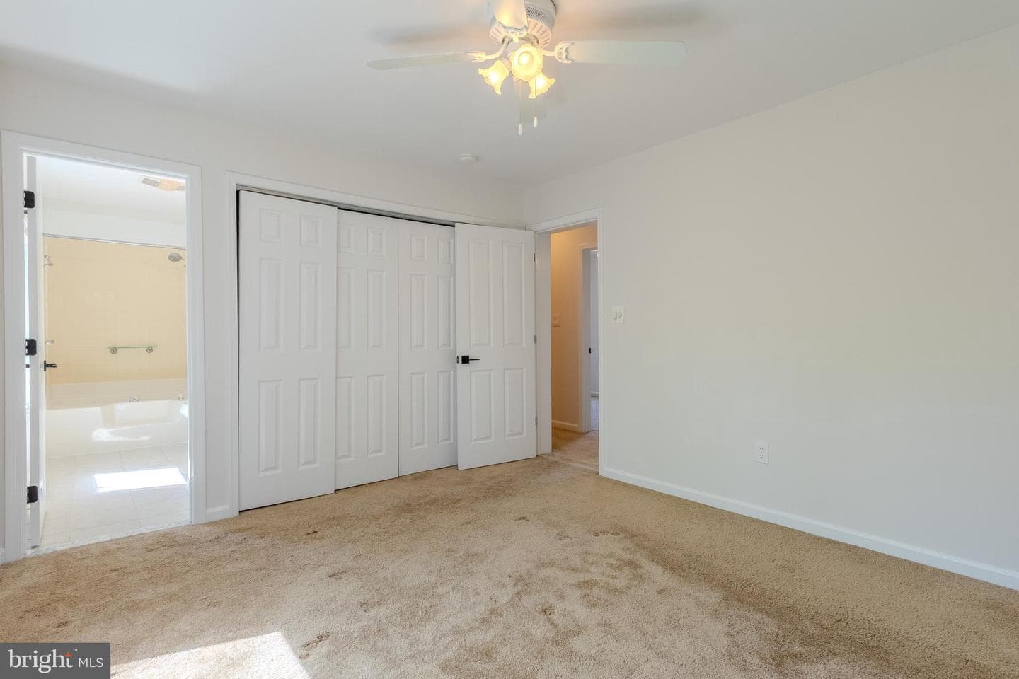 333 S Riverside Drive photo 30
