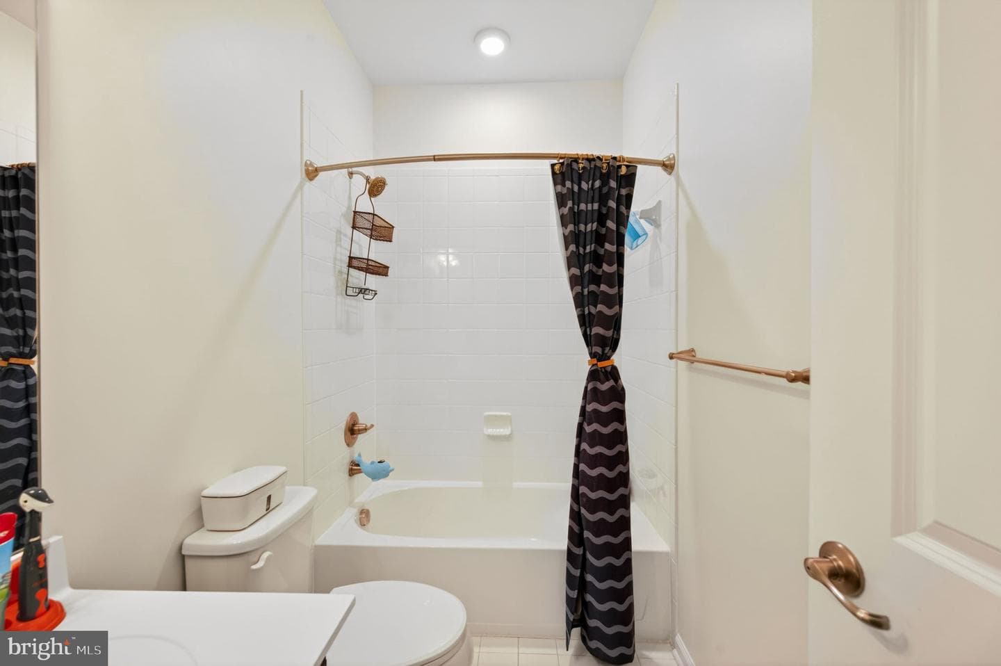 643 Ravenwood Drive photo 11