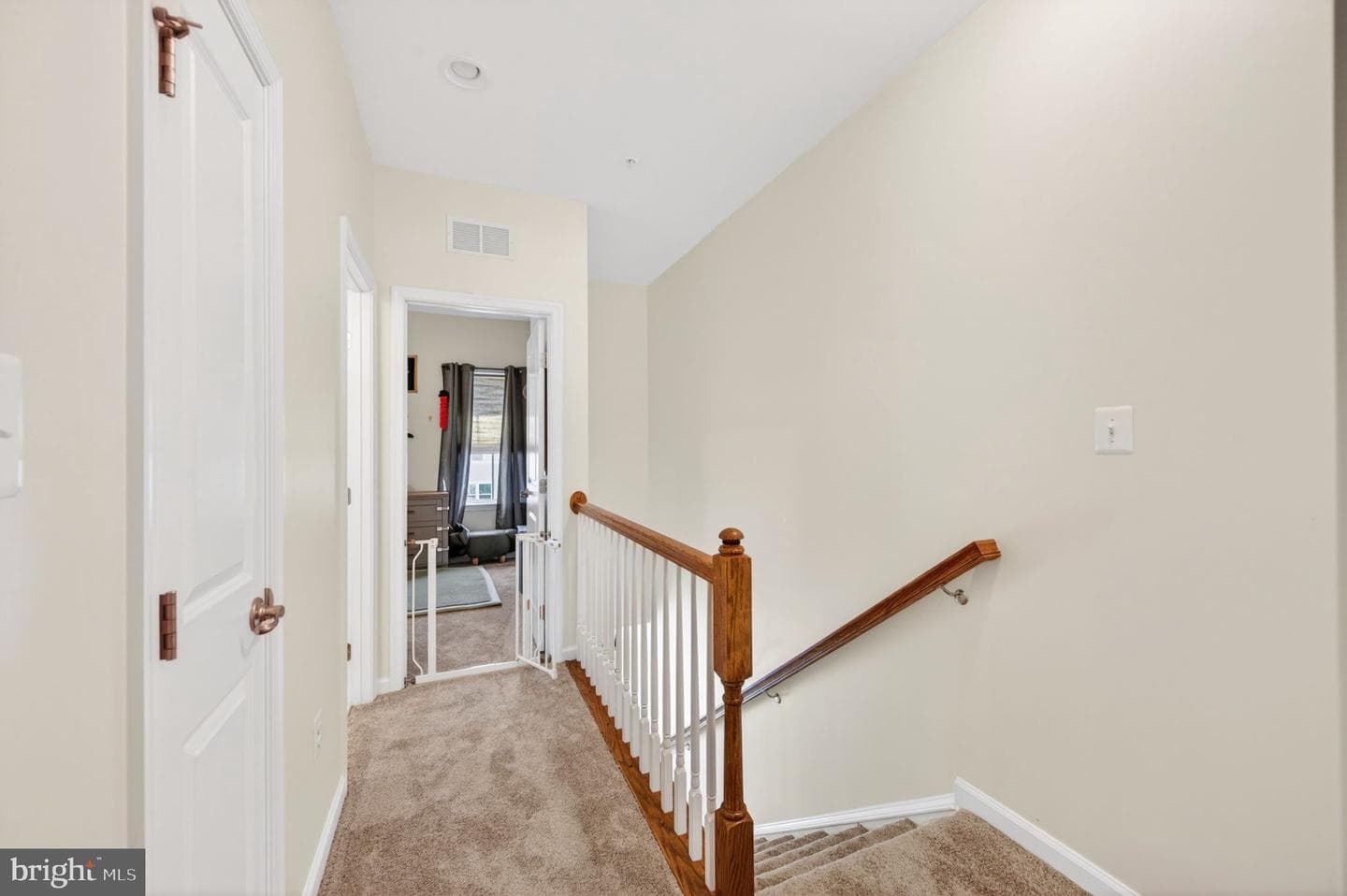 643 Ravenwood Drive photo 5