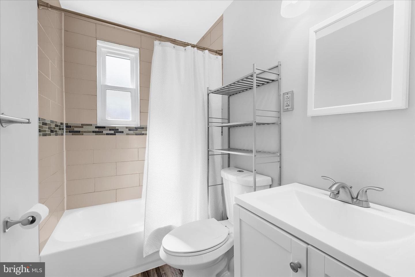 722 Cotter Road photo 16