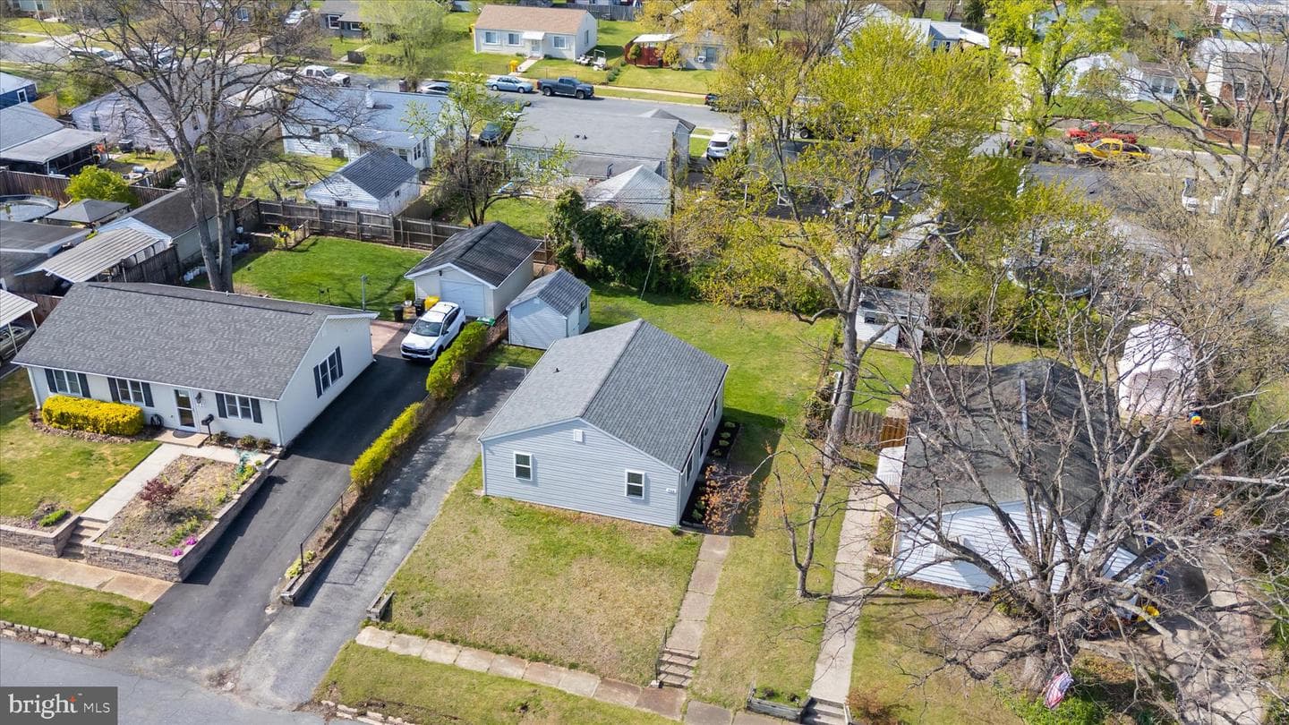 722 Cotter Road photo 29