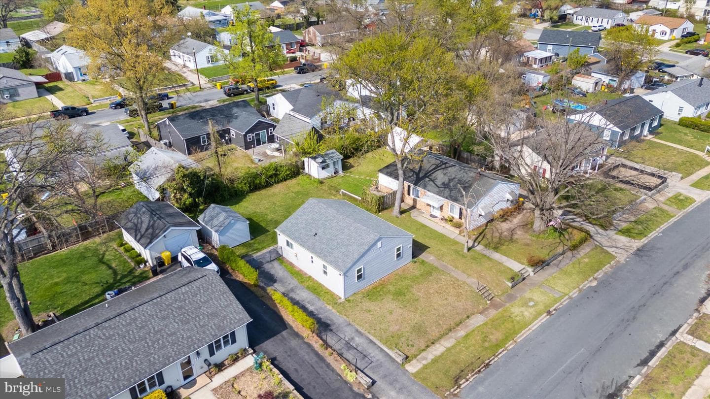 722 Cotter Road photo 30