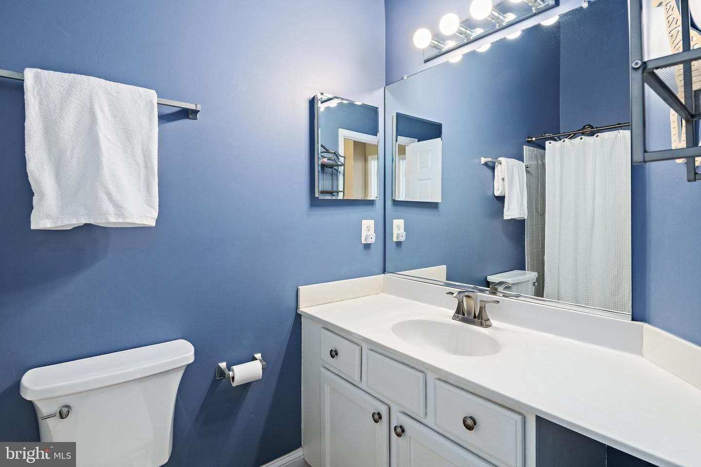 611 Bellerive Court photo 35