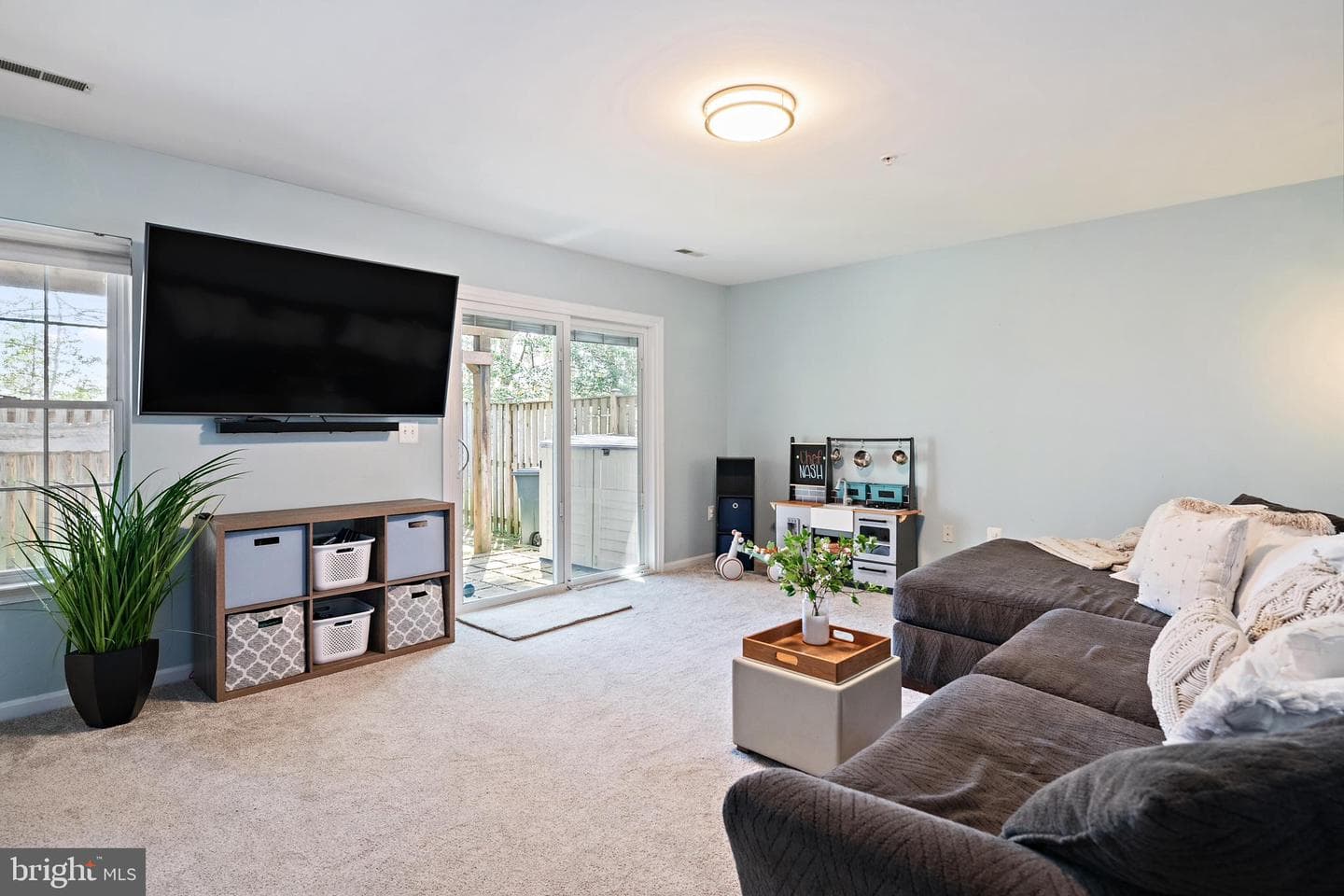 611 Bellerive Court photo 46