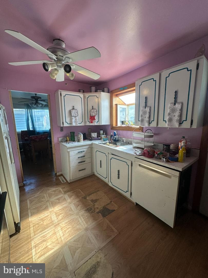 406 Elmwood Court photo 6