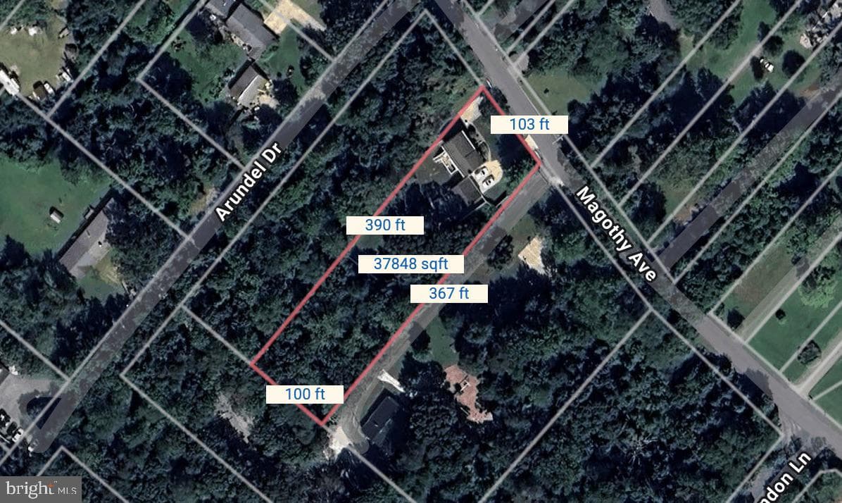 970 Magothy Avenue photo 35