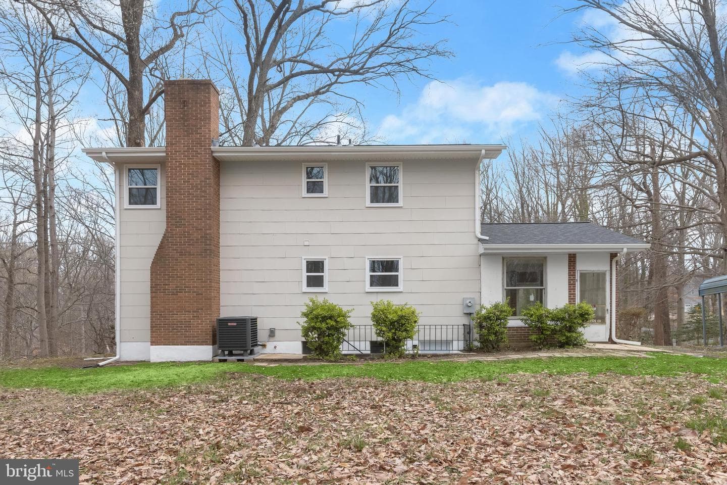 1255 Sheridan Road photo 35