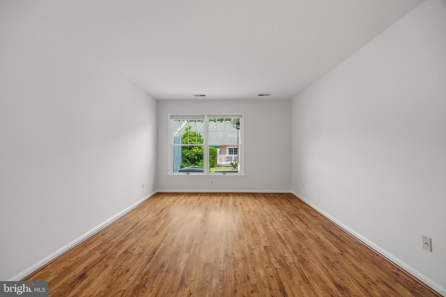 907 Beacon Way photo 19