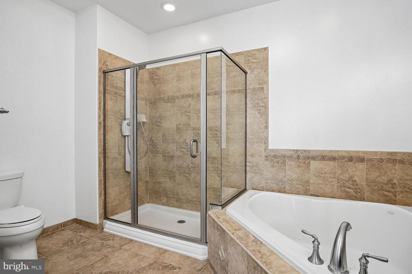 1915 Towne Centre Boulevard #915 photo 10