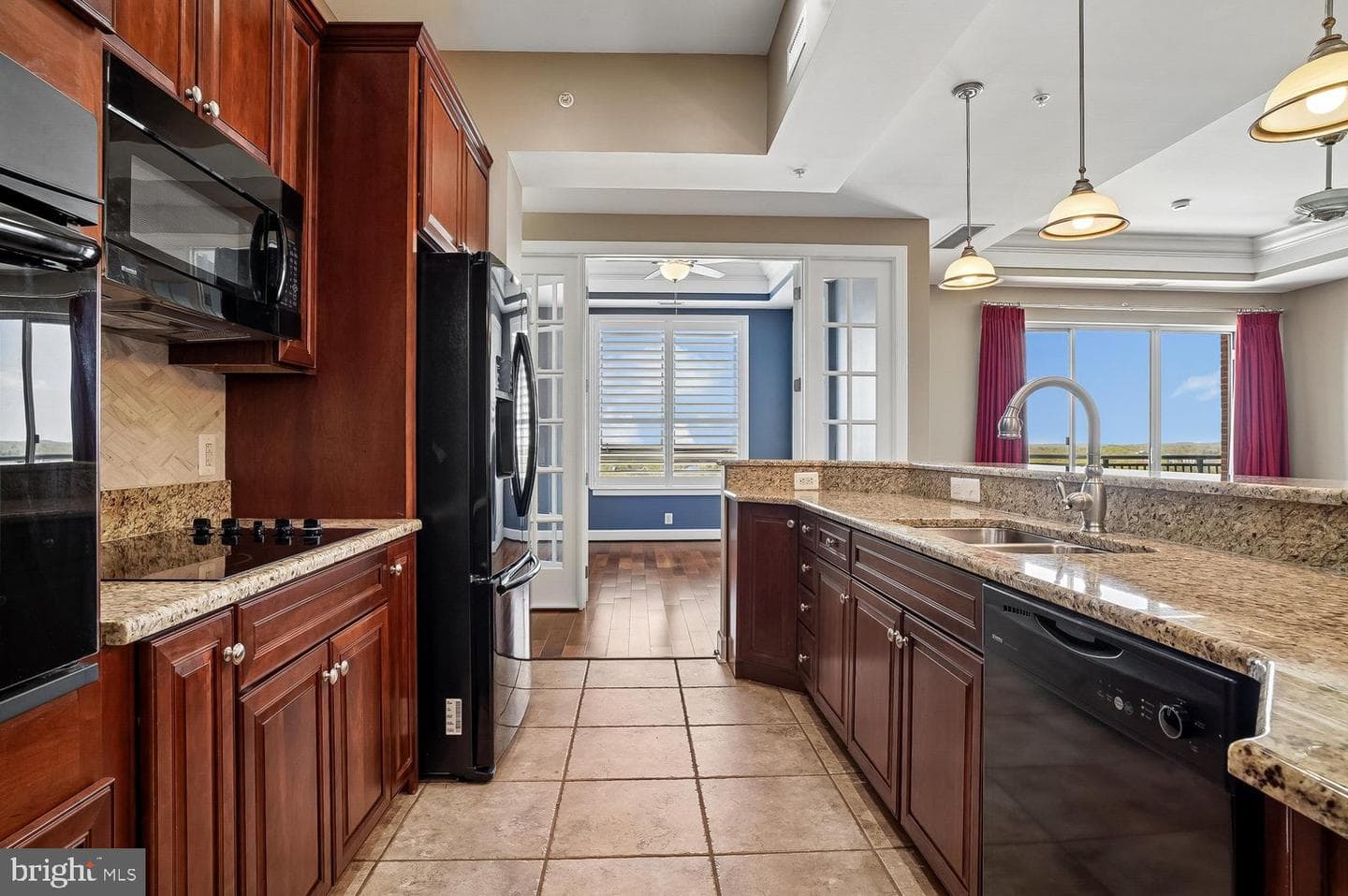 1915 Towne Centre Boulevard #915 photo 26