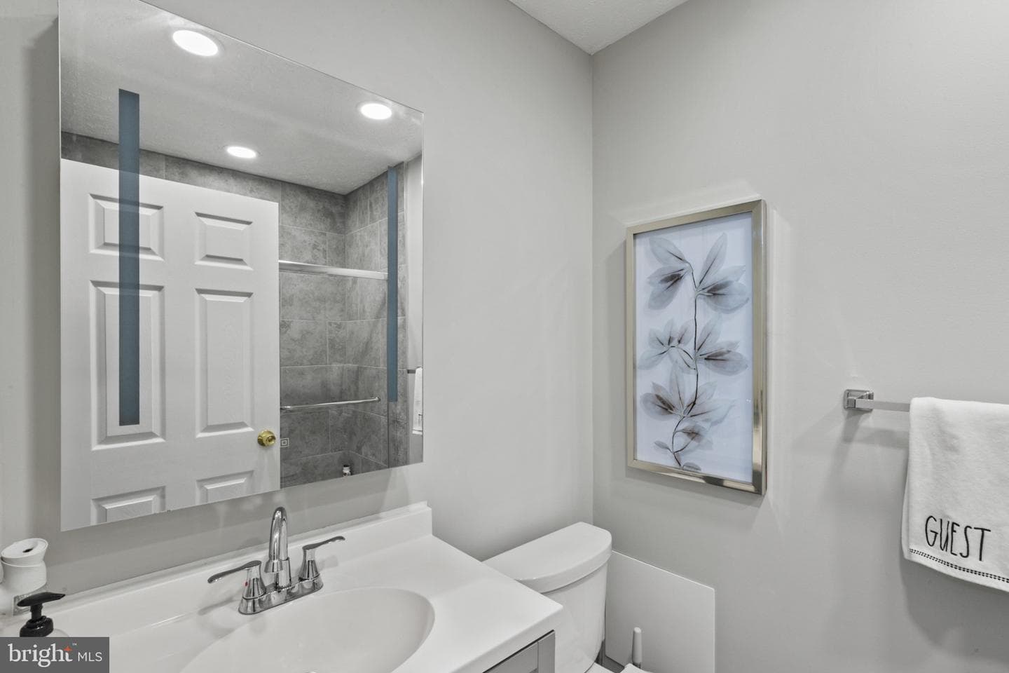 816 Sunnyfield Lane photo 24