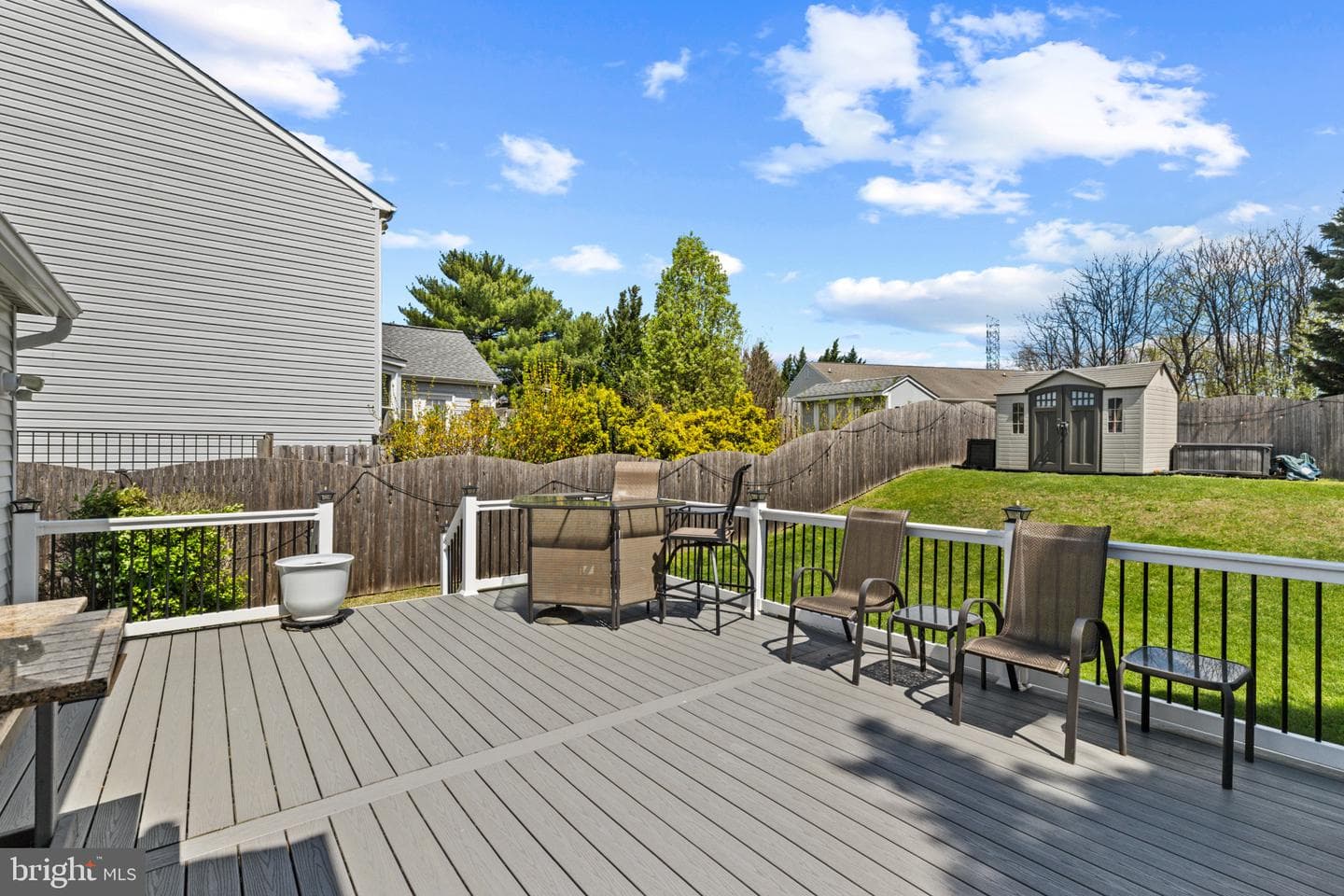 816 Sunnyfield Lane photo 32