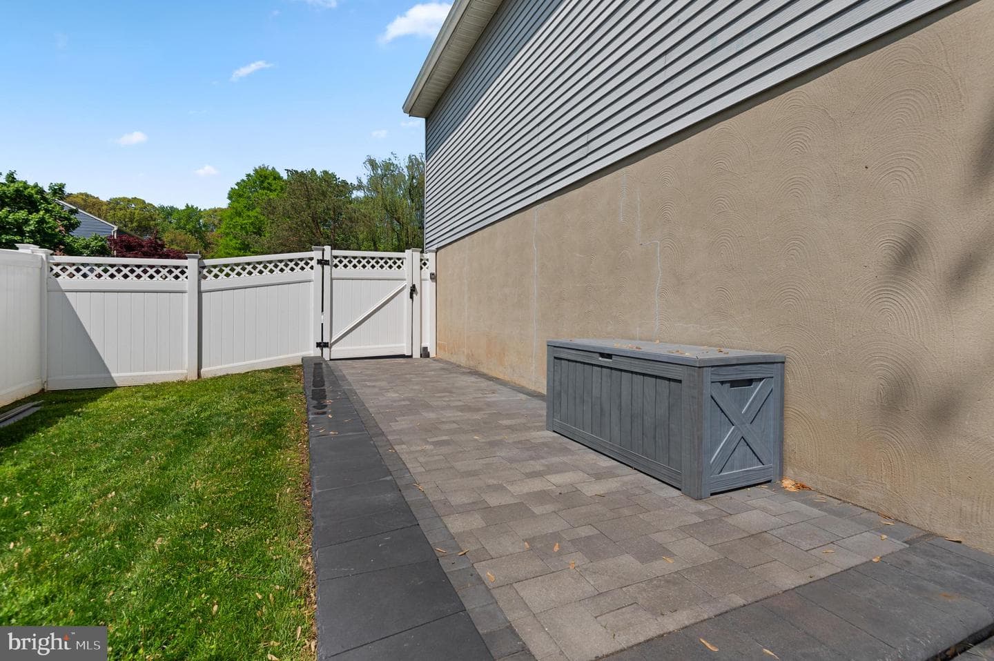 1315 Somerset Road photo 35