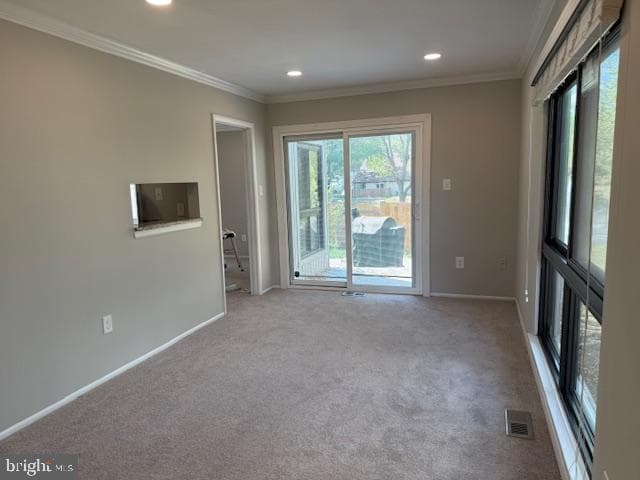 2032 Cambridge Drive photo 9