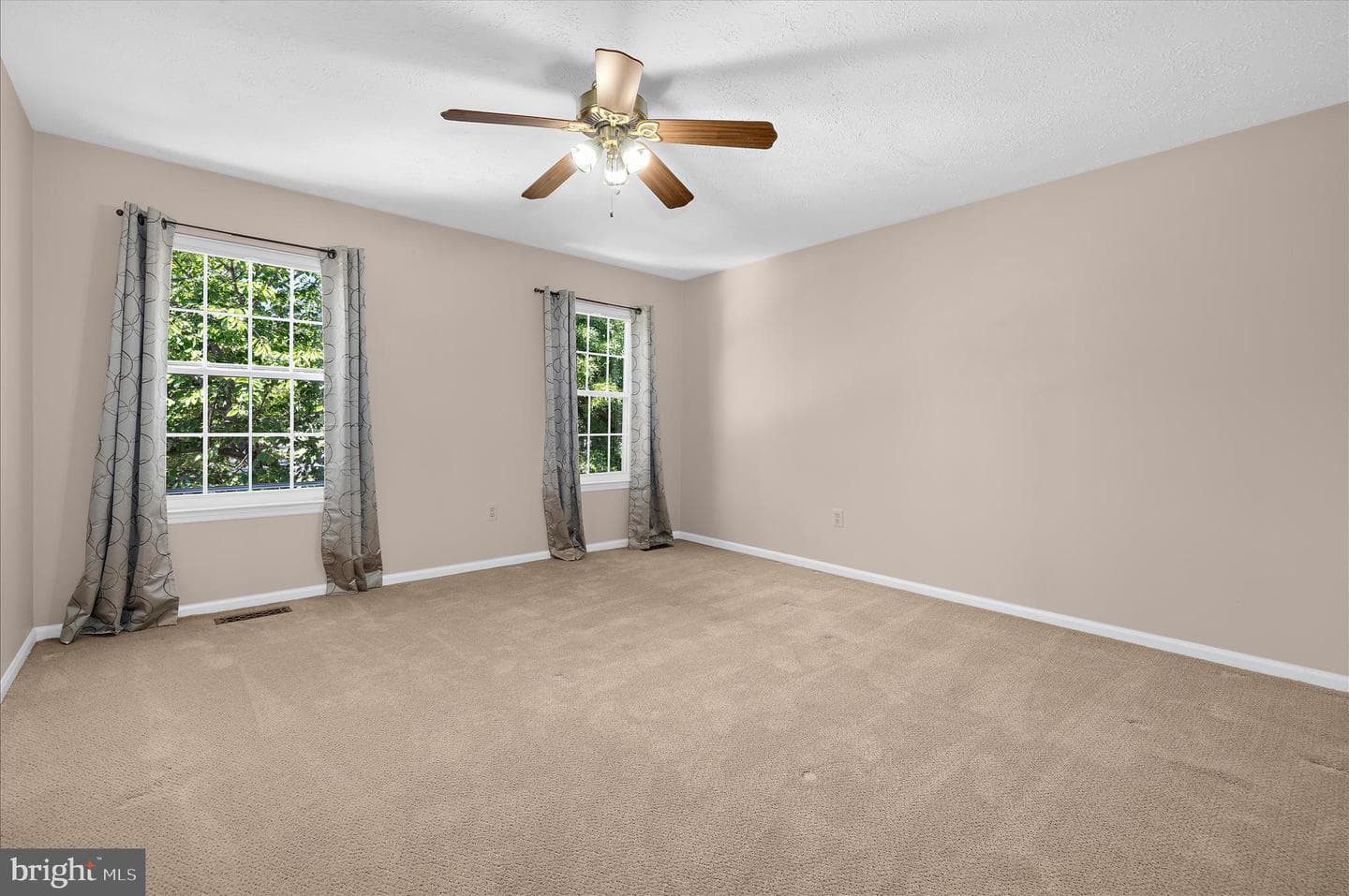 7845 Crossbay Drive photo 36