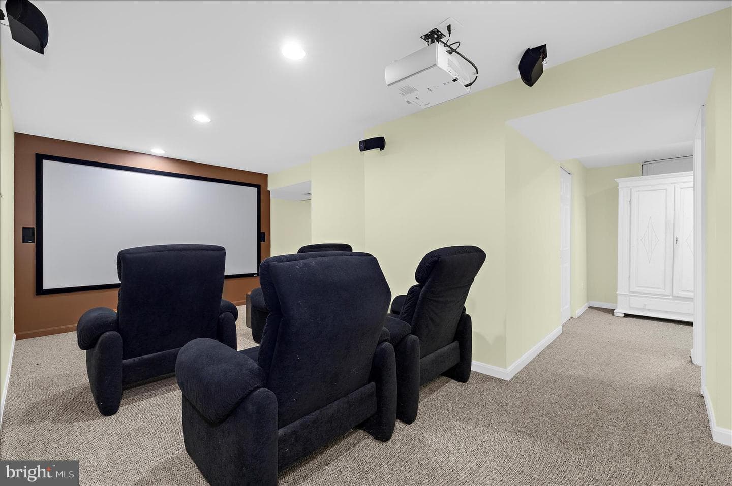 7845 Crossbay Drive photo 40