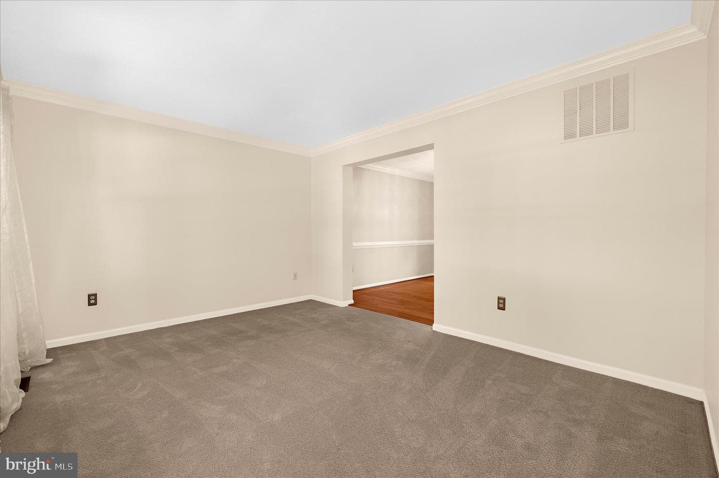 7845 Crossbay Drive photo 7