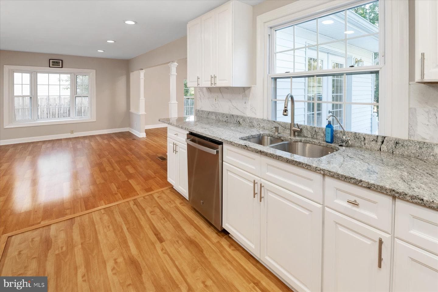 720 Hyde Park Drive photo 18