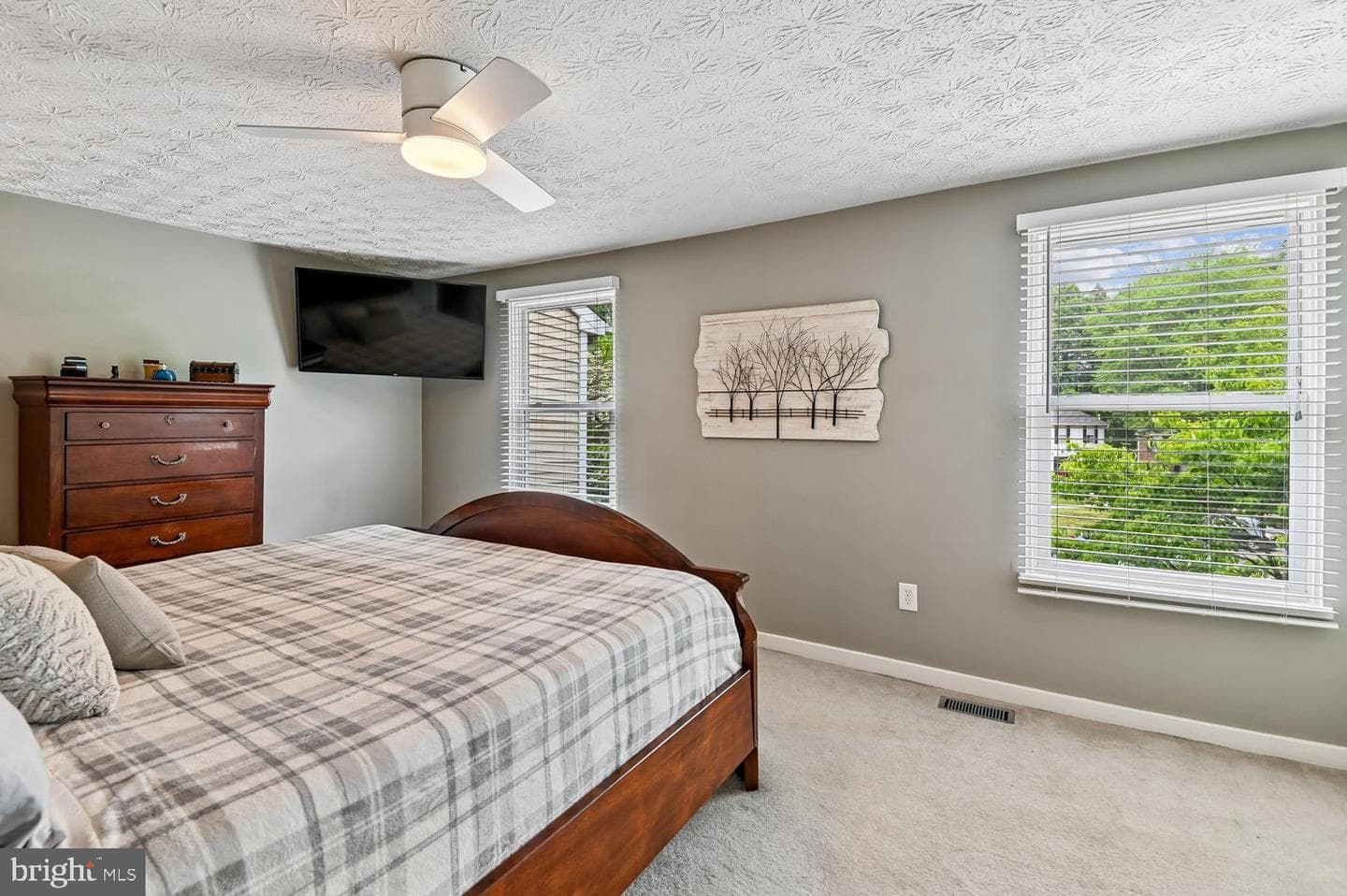 553 Bay Dale Court photo 25
