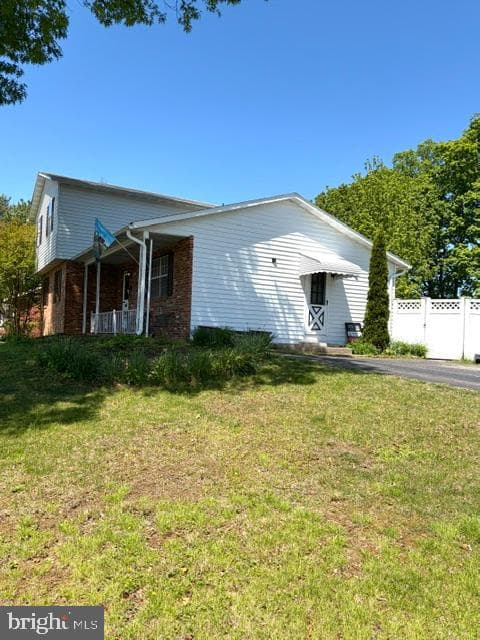 108 Kingbrook Road photo 2