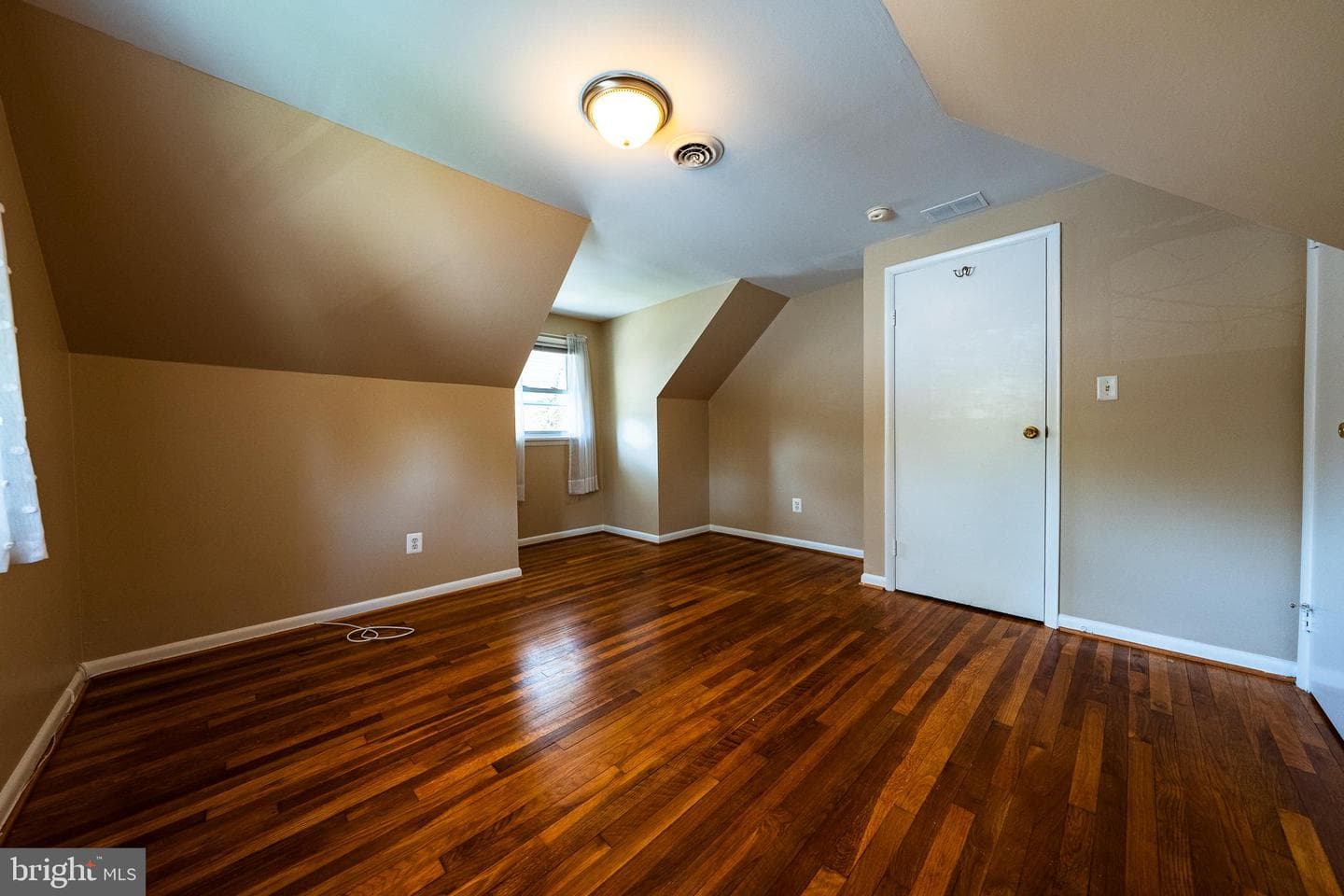 602 Kuethe Road NE photo 18