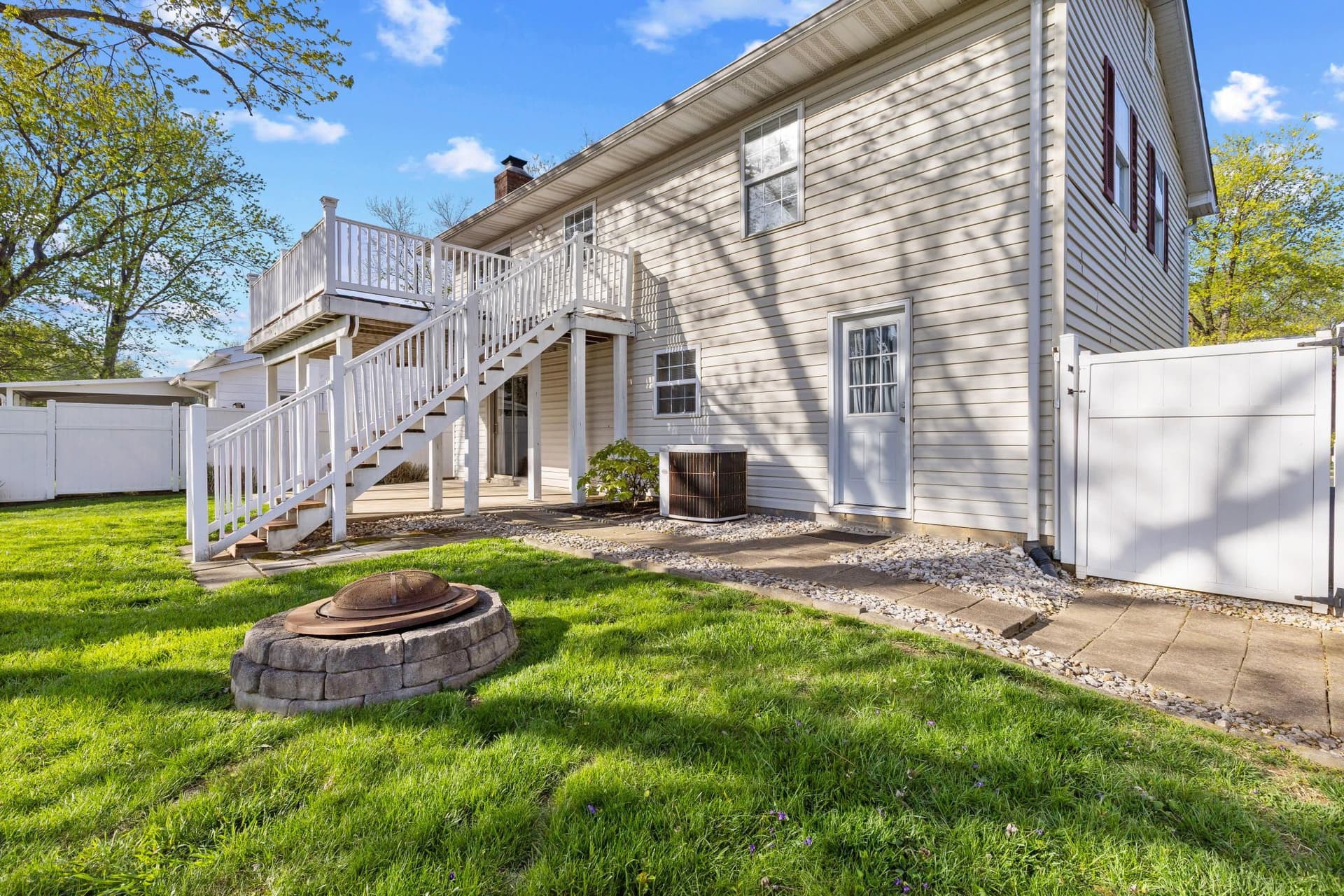 1019 Christmas Lane photo 29