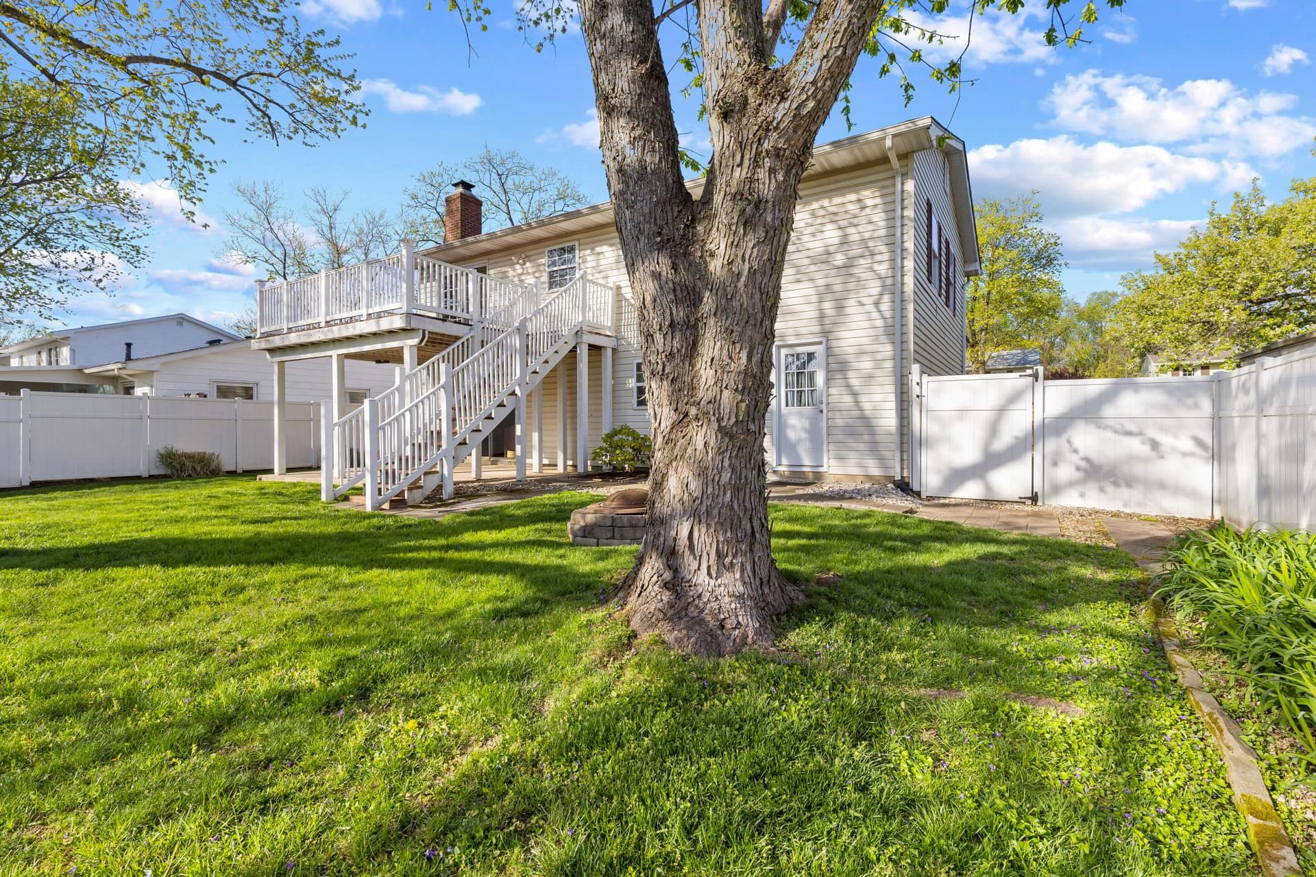 1019 Christmas Lane photo 30