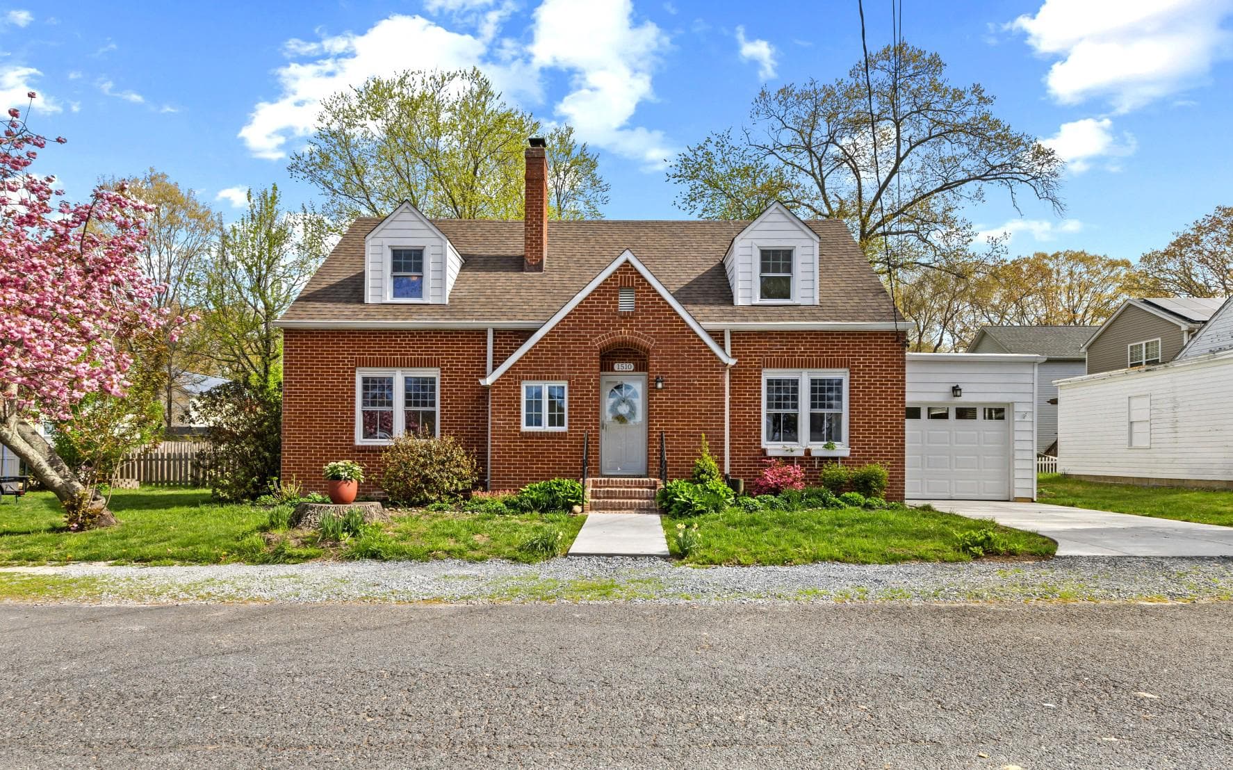 1510 Callaway Drive photo 2