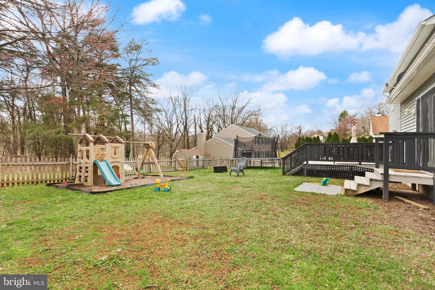 533 Bay Hills Drive photo 34